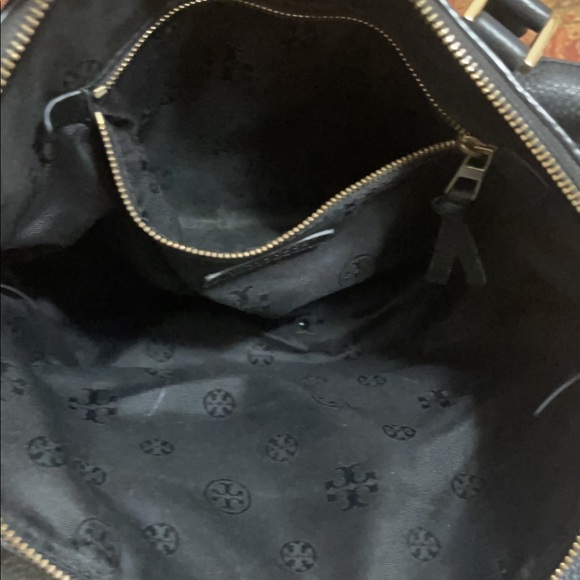 Black Tory Burch purse with wallet - Picture 4 of 5